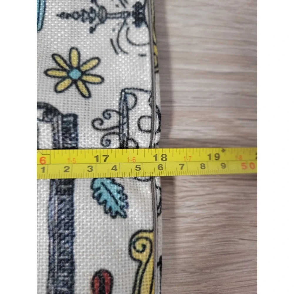 FRIENDS‎  Cartoon Inspired Canvas Pillow Cover 17.5